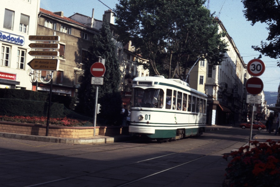 St Etienne 19890730_15.jpg